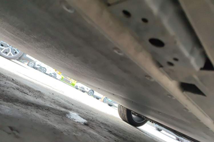 Used BYD Tang L 2025 EV 600KM All-Wheel-Drive LiDAR Flagship Model Chassis Rear Right