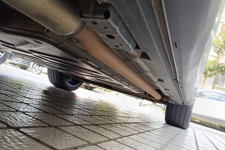 Used BYD Tang L 2025 DM 175KM Drone Player Edition Chassis Rear Right