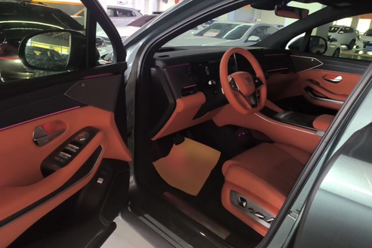 Used BYD Tang L 2025 DM 175KM Drone Player Edition Driver Seat