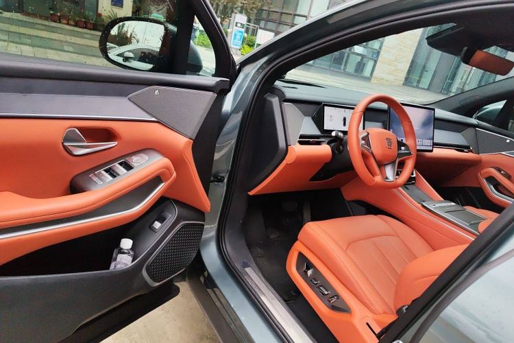Used BYD Tang L 2025 EV 600KM All-Wheel-Drive LiDAR Flagship Model Driver Seat