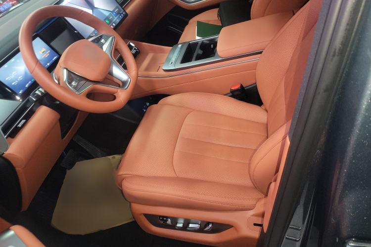 Used BYD Tang L 2025 DM 215KM LiDAR Flagship Model Driver Seat