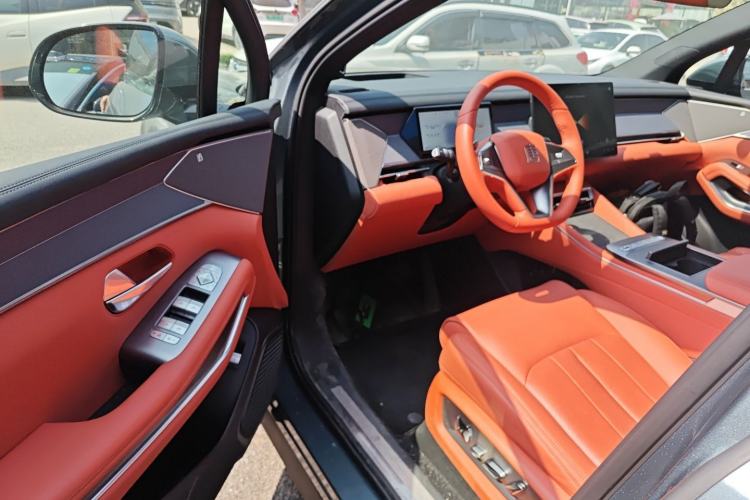 Used BYD Tang L 2025 DM 175KM Drone Player Edition Driver Seat