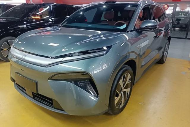Used BYD Tang L 2025 EV with 670 km Range LiDAR and Premium Features