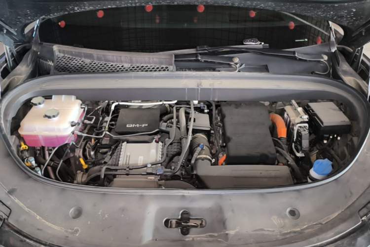 Used BYD Tang L 2025 DM 175KM Drone Player Edition Engine Bay
