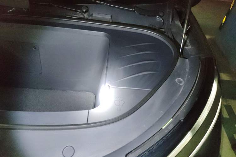 Used BYD Tang L 2025 EV 670KM LiDAR Flagship Version Engine Bay Left