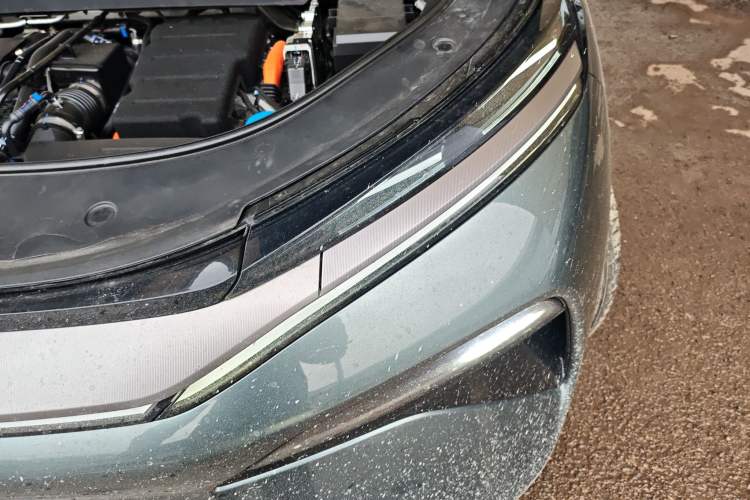 Used BYD Tang L 2025 DM 175KM Drone Player Edition Engine Bay Left