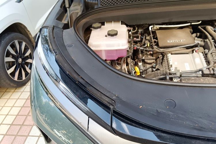Used BYD Tang L 2025 DM 175KM Drone Player Edition Engine Bay Right
