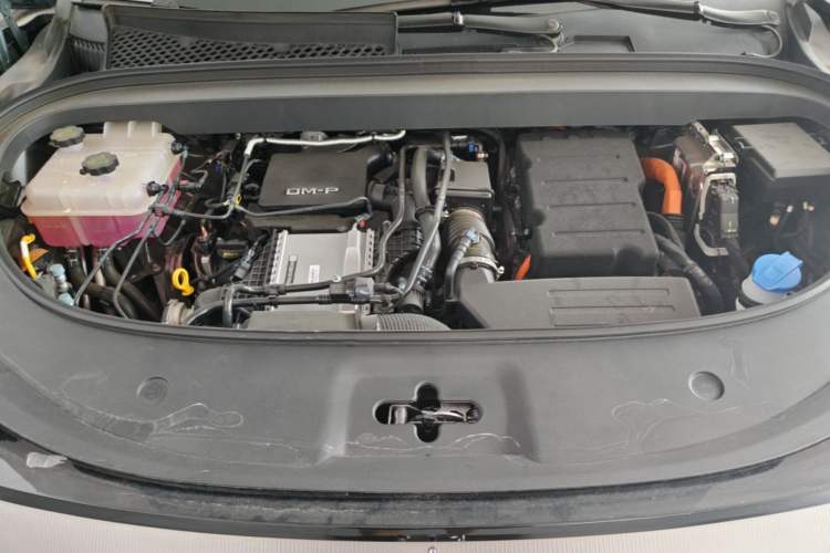 Used BYD Tang L 2025 DM 175KM Drone Player Edition Engine Bay