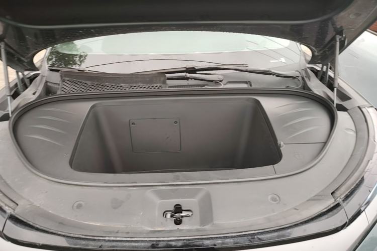 Used BYD Tang L 2025 EV 670KM LiDAR Flagship Version Engine Bay