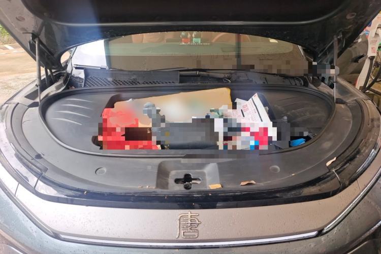 Used BYD Tang L 2025 EV 670KM LiDAR Flagship Version Engine Bay