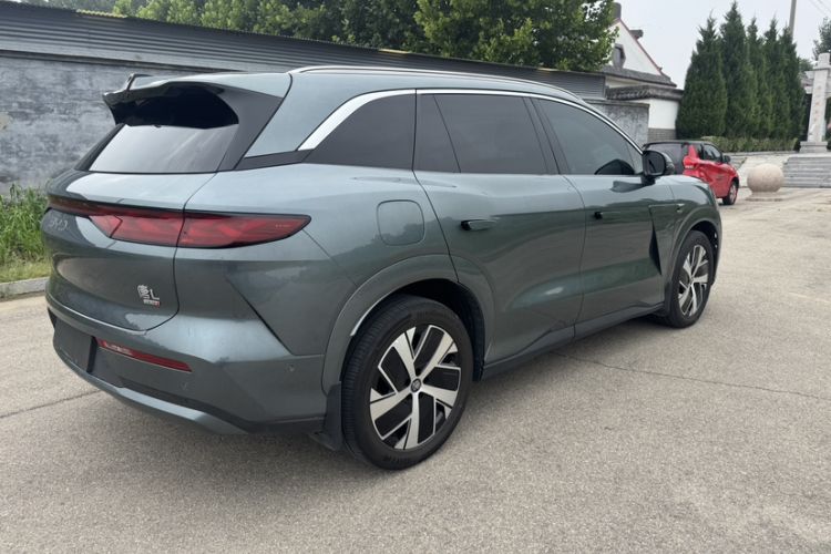 Used BYD Tang L 2025 DM 215KM LiDAR Flagship Model Exterior 1