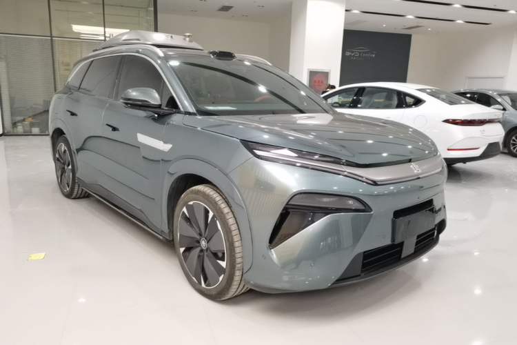 Used BYD Tang L 2025 DM 175KM Drone Player Edition Exterior 1