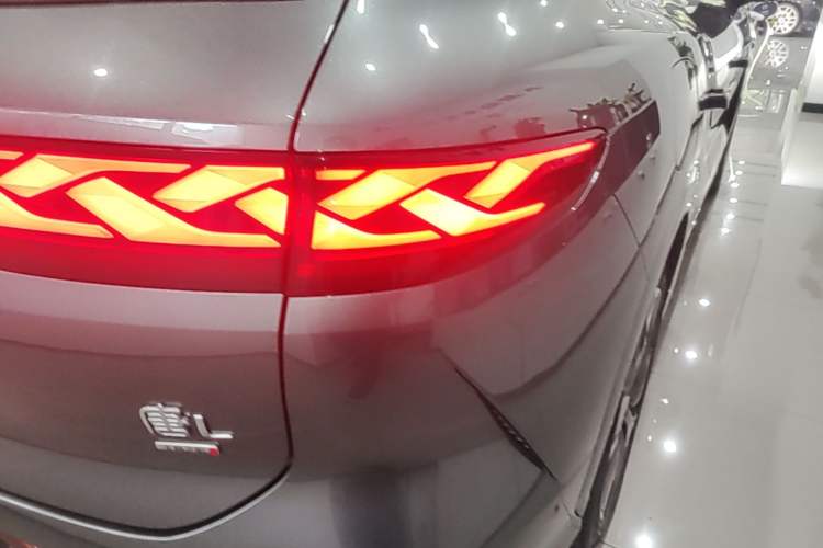 Used BYD Tang L 2025 DM 175KM Drone Player Edition Exterior 3