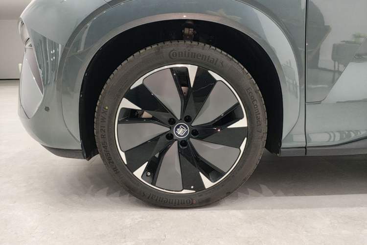 Used BYD Tang L 2025 DM 175KM Drone Player Edition Exterior 4