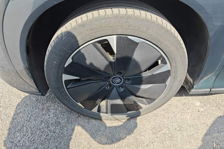 Used BYD Tang L 2025 DM 175KM Drone Player Edition Exterior 4
