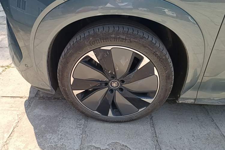 Used BYD Tang L 2025 DM 175KM Drone Player Edition Exterior 4