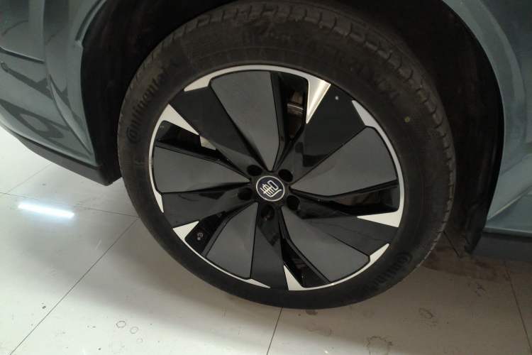 Used BYD Tang L 2025 DM 175KM Drone Player Edition Exterior 5