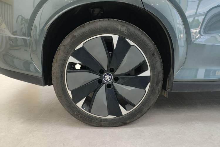 Used BYD Tang L 2025 DM 175KM Drone Player Edition Exterior 5