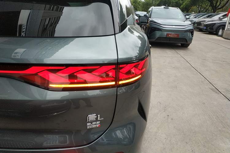 Used BYD Tang L 2025 EV 600KM All-Wheel-Drive LiDAR Flagship Model Exterior 6