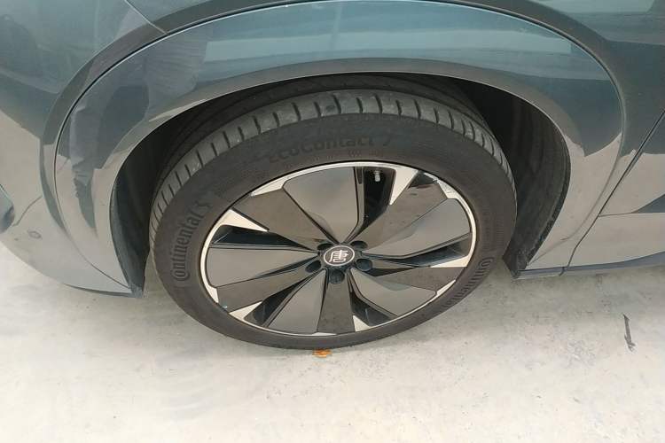 Used BYD Tang L 2025 EV 600KM All-Wheel-Drive LiDAR Flagship Model Exterior 7
