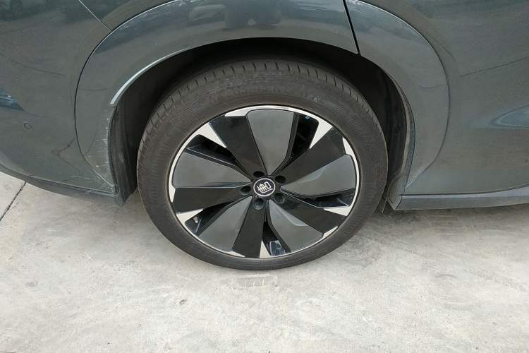 Used BYD Tang L 2025 EV 600KM All-Wheel-Drive LiDAR Flagship Model Exterior 8