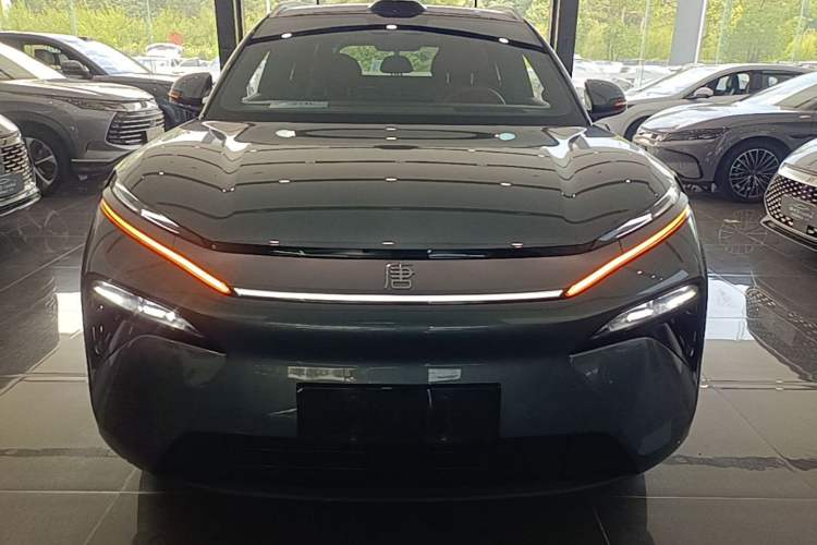 Used BYD Tang L 2025 EV 600KM All-Wheel-Drive LiDAR Flagship Model Front