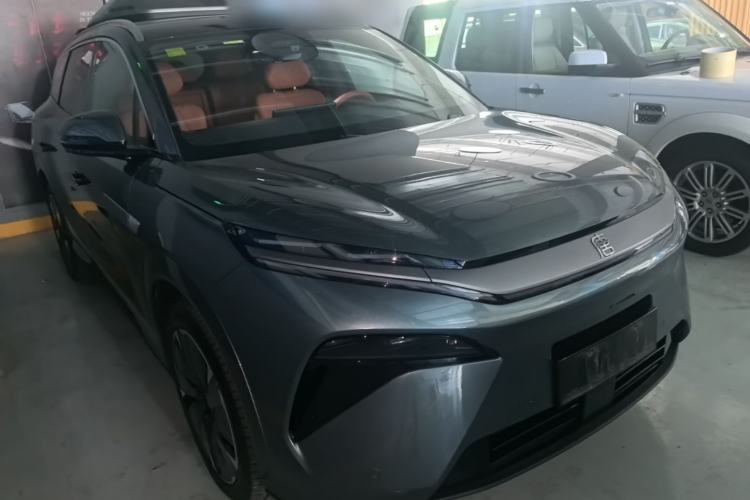 Used BYD Tang L 2025 DM 175KM Drone Player Edition Front Right 45 Deg