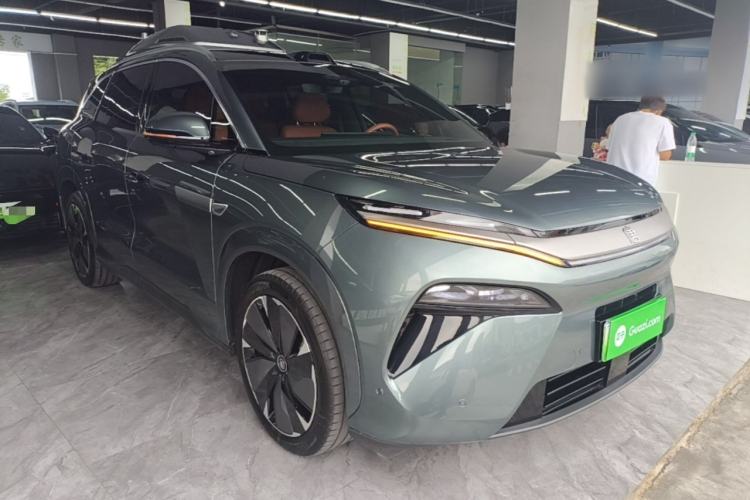 Used BYD Tang L 2025 DM 175KM Drone Player Edition Front Right 45 Deg