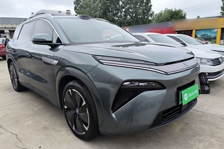 Used BYD Tang L 2025 DM 175KM Drone Player Edition Front Right 45 Deg