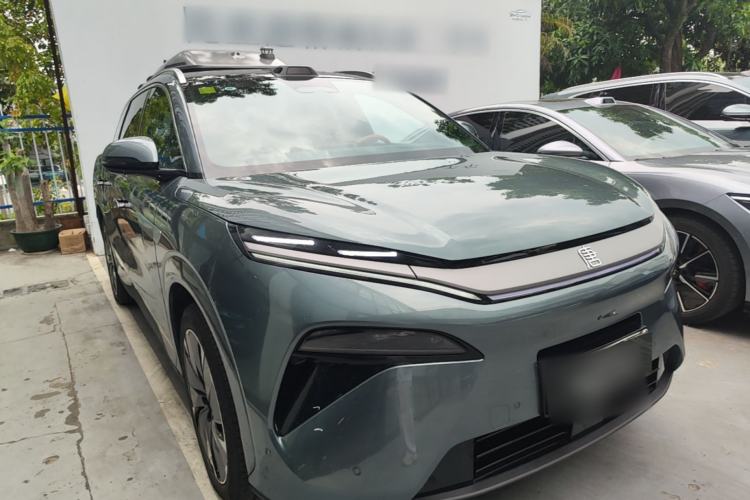 Used BYD Tang L 2025 DM 175KM Drone Player Edition Front Right 45 Deg