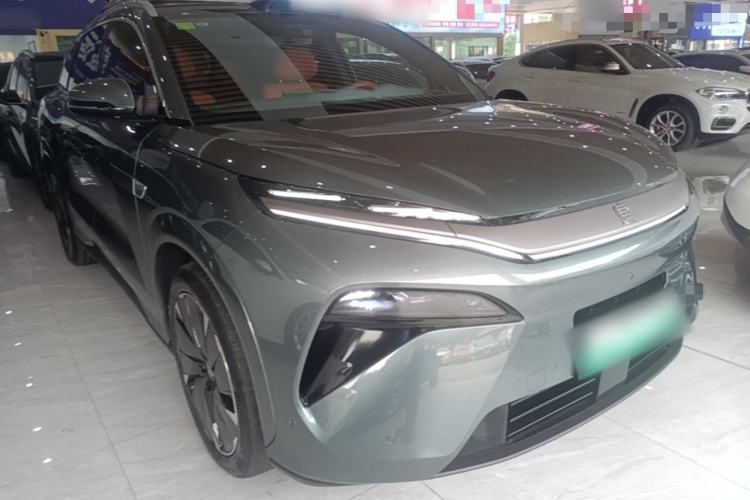 Used BYD Tang L 2025 DM 175KM Drone Player Edition Front Right 45 Deg
