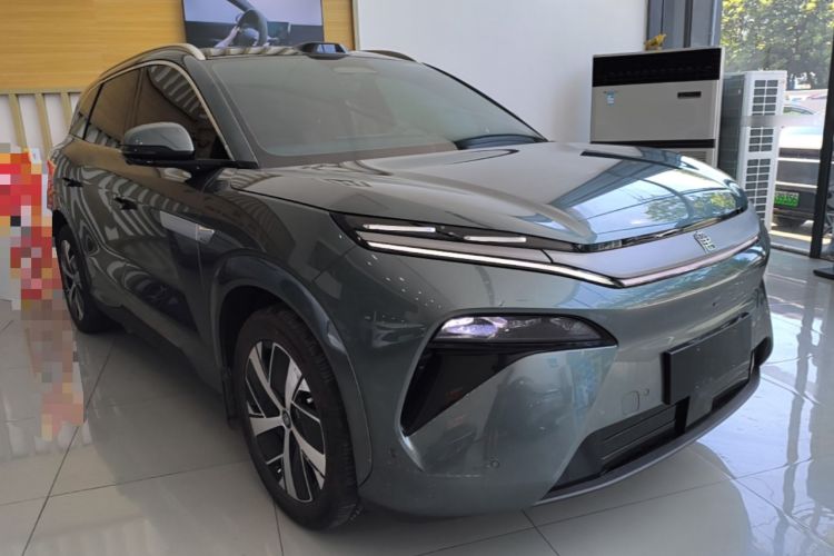 Used BYD Tang L 2025 EV 670KM LiDAR Flagship Version Front Right 45 Deg