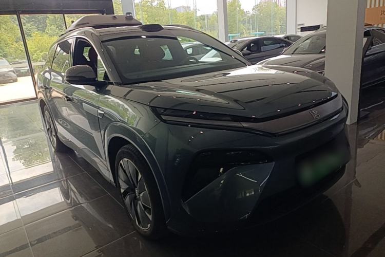 Used BYD Tang L 2025 DM 175KM Drone Player Edition Front Right 45 Deg