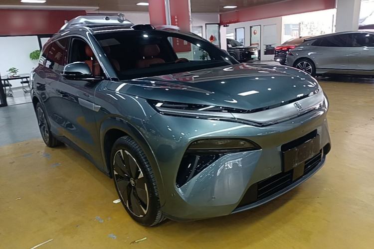 Used BYD Tang L 2025 DM 175KM Drone Player Edition Front Right 45 Deg