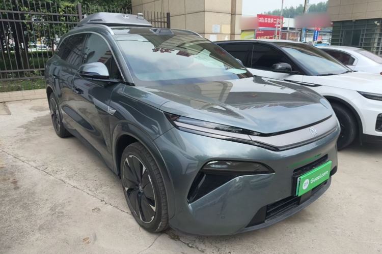 Used BYD Tang L 2025 DM 175KM Drone Player Edition Front Right 45 Deg