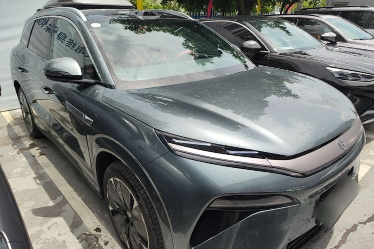 Used BYD Tang L 2025 DM 175KM Drone Player Edition Front Right 45 Deg