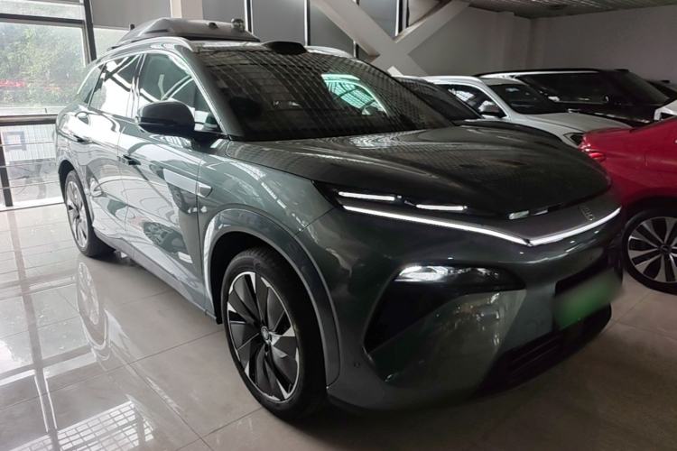 Used BYD Tang L 2025 DM 175KM Drone Player Edition Front Right 45 Deg