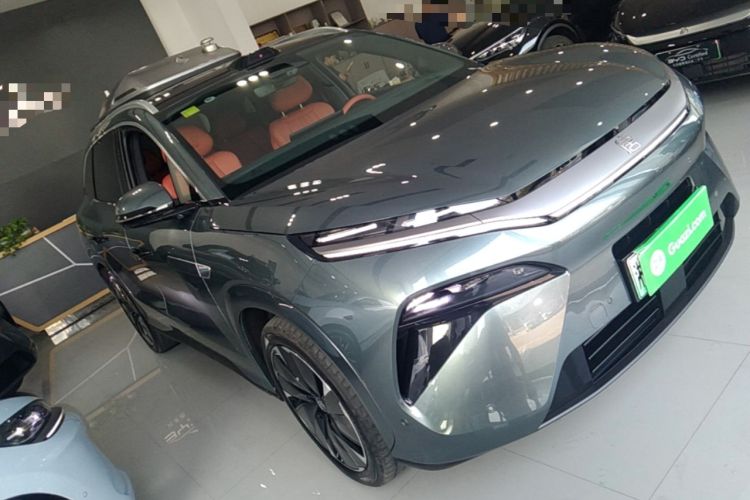 Used BYD Tang L 2025 DM 175KM Drone Player Edition Front Right 45 Deg