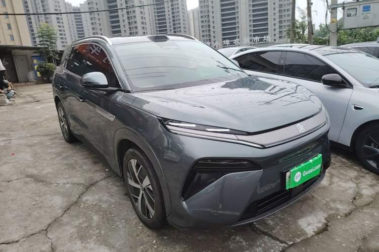 Used BYD Tang L 2025 EV 670KM LiDAR Flagship Version Front Right 45 Deg