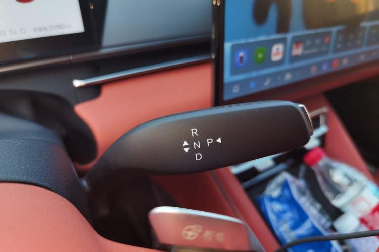 Used BYD Tang L 2025 DM 200KM Four-Wheel Drive LiDAR Flagship Model Gear Lever