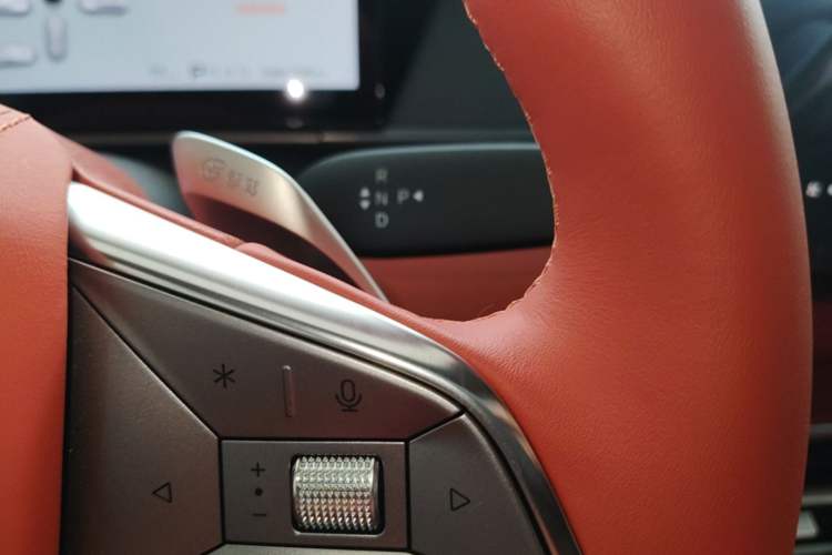 Used BYD Tang L 2025 DM 175KM Drone Player Edition Gear Lever