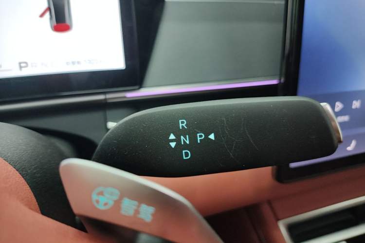 Used BYD Tang L 2025 DM 175KM Drone Player Edition Gear Lever