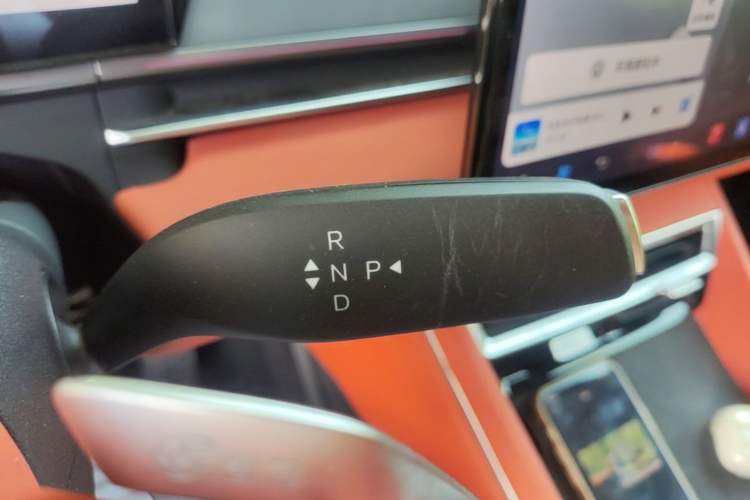 Used BYD Tang L 2025 DM 175KM Drone Player Edition Gear Lever