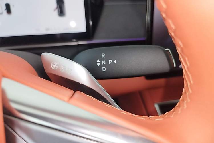 Used BYD Tang L 2025 EV 600KM All-Wheel-Drive LiDAR Flagship Model Gear Lever