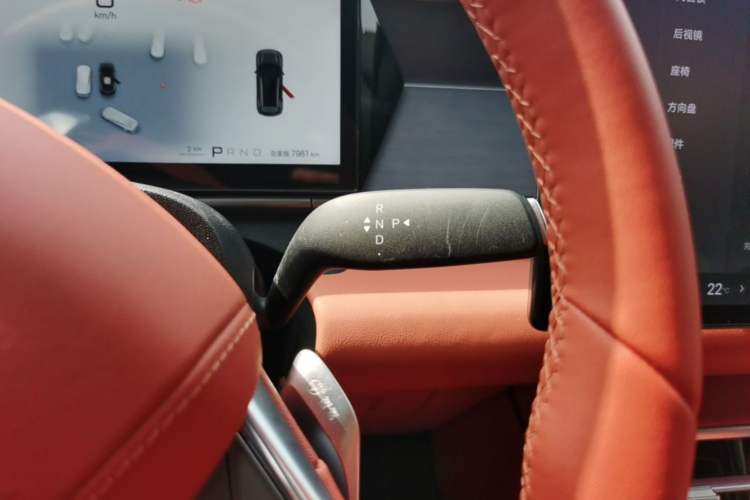 Used BYD Tang L 2025 DM 175KM Drone Player Edition Gear Lever