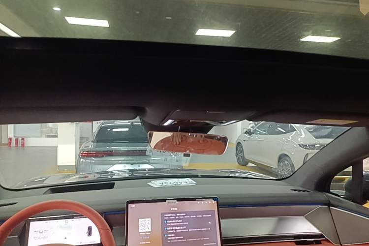 Used BYD Tang L 2025 DM 200KM Four-Wheel Drive LiDAR Flagship Model Headliner