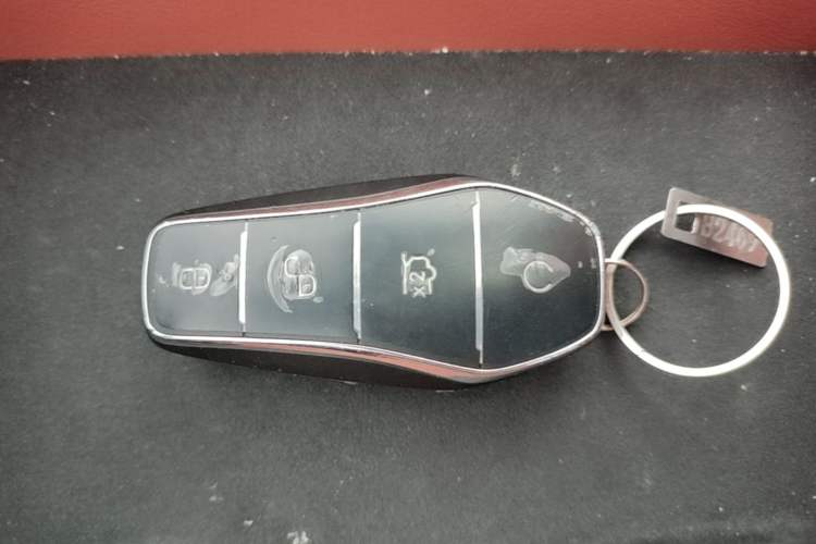 Used BYD Tang L 2025 DM 175KM Drone Player Edition Interior 1