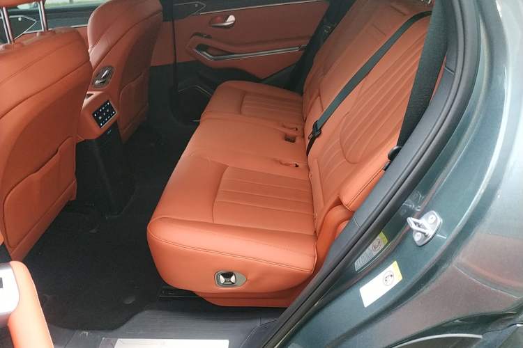 Used BYD Tang L 2025 EV 600KM All-Wheel-Drive LiDAR Flagship Model Interior 4
