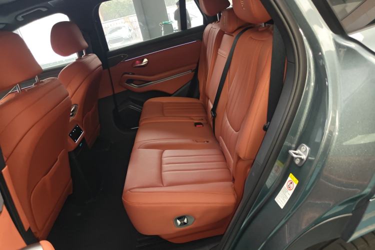 Used BYD Tang L 2025 DM 175KM Drone Player Edition Interior 4