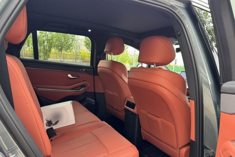 Used BYD Tang L 2025 DM 175KM Drone Player Edition Interior 9